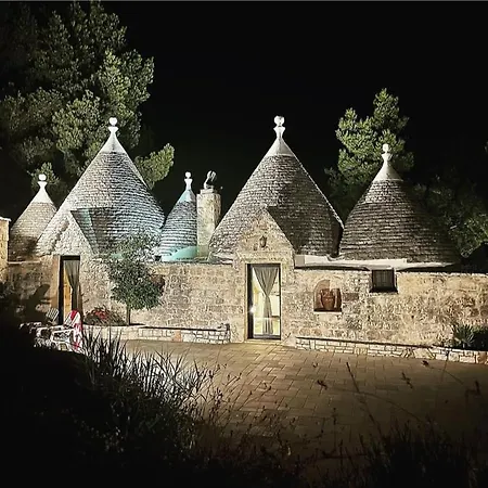 Trullo Bosco Libero Dom wakacyjny Ostuni